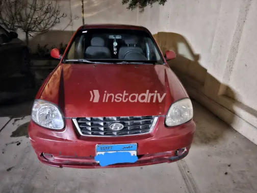 Hyundai Verna 2017 White Used for Sale - 1