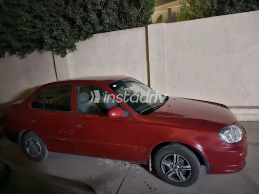 Hyundai Verna 2017 White Used for Sale - 3