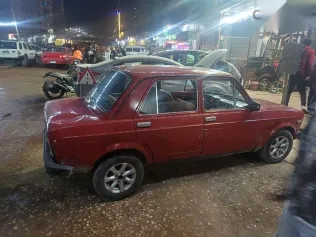 فيات 128 1971 أحمر مستعملة للبيع