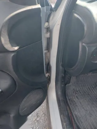 فولكس فاغن باسات 1999 فضي مستعملة للبيع