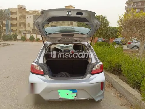 ميتسوبيشي ميراج 2024 فضي مستعملة للبيع - 4