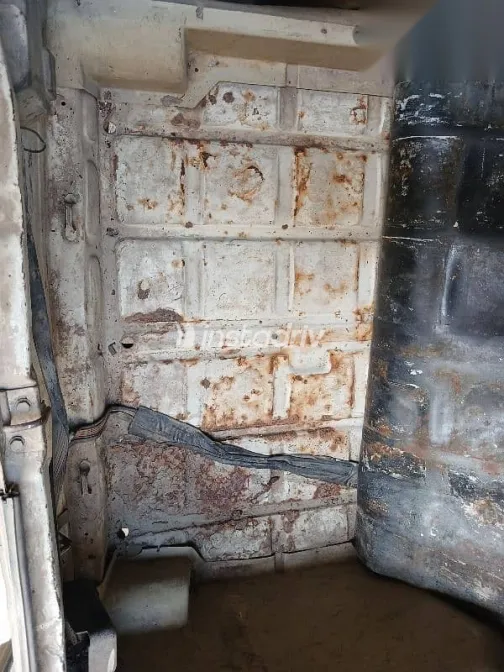 Lada 2107 1992 White Used for Sale - 9