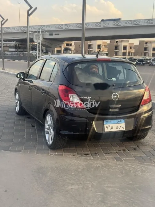 اوبل كورسا 2014 أسود مستعملة للبيع - 2