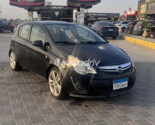 اوبل كورسا 2014 أسود مستعملة للبيع - 4