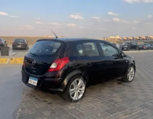 اوبل كورسا 2014 أسود مستعملة للبيع