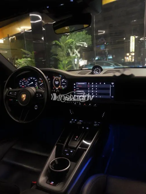 بورش 911 2024 أسود مستعملة للبيع - 6