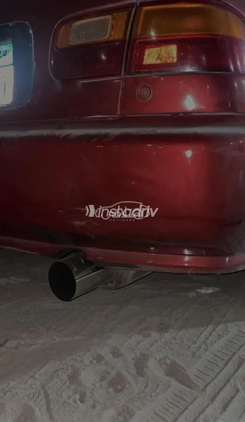 هوندا سيفك 1993 أحمر مستعملة للبيع - 2