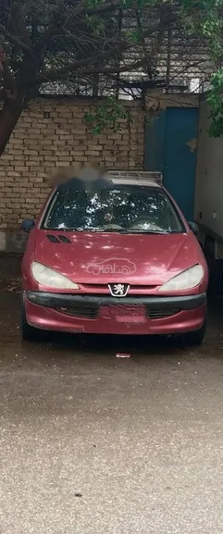 بيجو 206 2002 أحمر غامق مستعملة للبيع