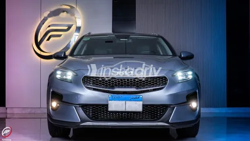 Kia Xceed 2022 Gray Used for Sale - 2