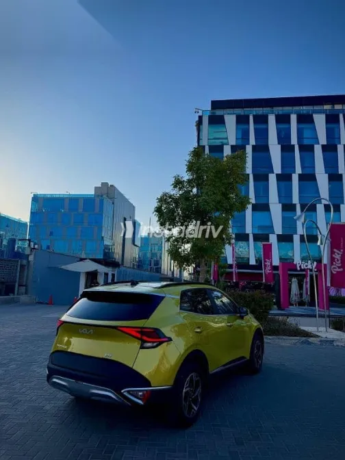 كيا سبورتاج 2022 ذهبي مستعملة للبيع - 9