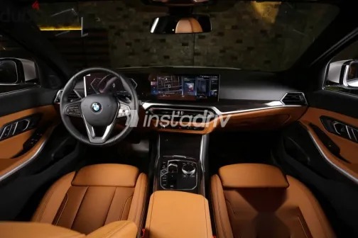 بي ام دبليو 320 2024 أبيض جديدة للبيع - 7