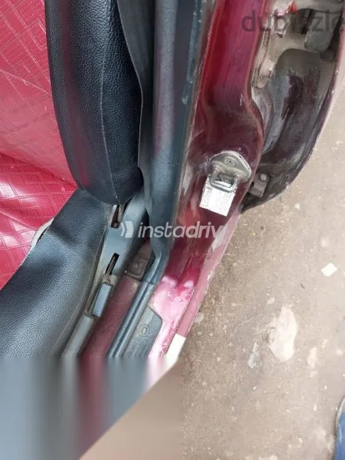 Suzuki Swift 1996 Burgundy Used for Sale - 5