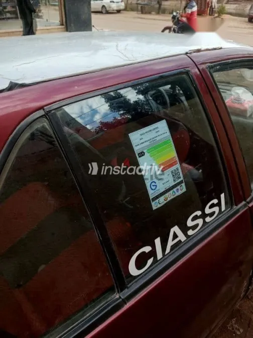 Suzuki Swift 1996 Burgundy Used for Sale - 9