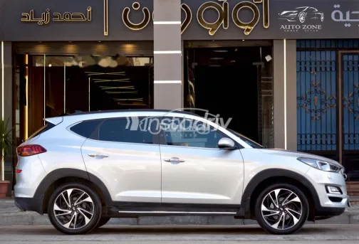 هيونداي توسان GDI 2019 فضي مستعملة للبيع - 3