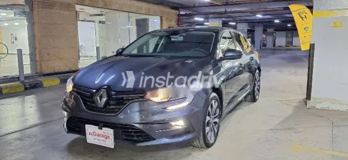 Renault Megane 2025 Gray Used for Sale - 3