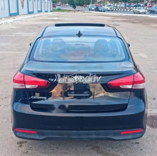 Kia Cerato 2018 Black Used for Sale - 2