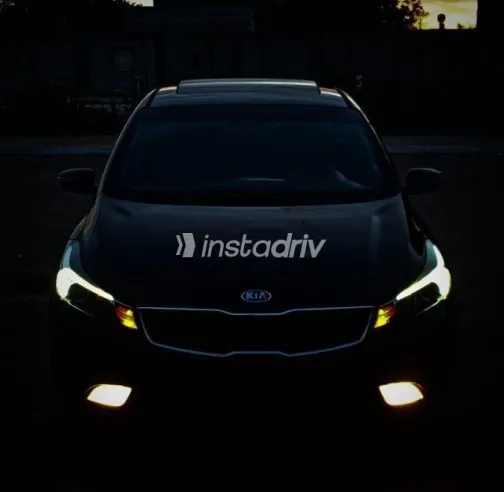 Kia Cerato 2018 Black Used for Sale - 3