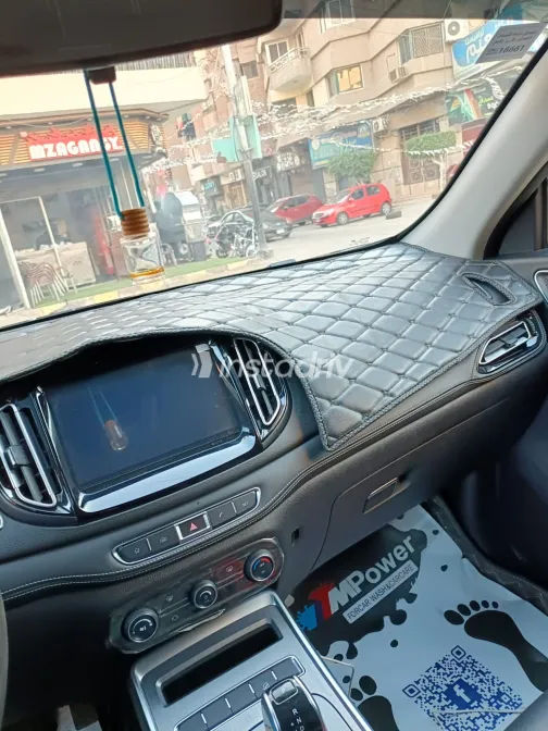 شيرى تيجو 7 2025 أبيض مستعملة للبيع - 1