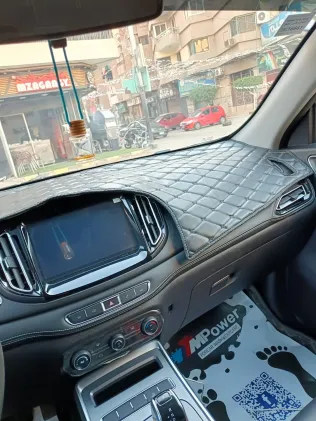 شيرى تيجو 7 2025 أبيض مستعملة للبيع