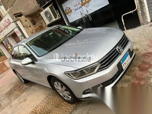 فولكس فاغن باسات 2017 فضي مستعملة للبيع - 2