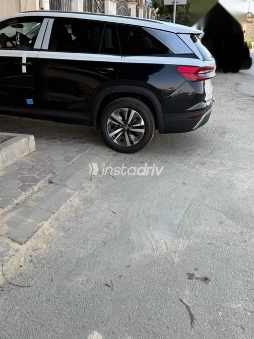 سكودا كودياك 2025 أسود جديدة للبيع - 4