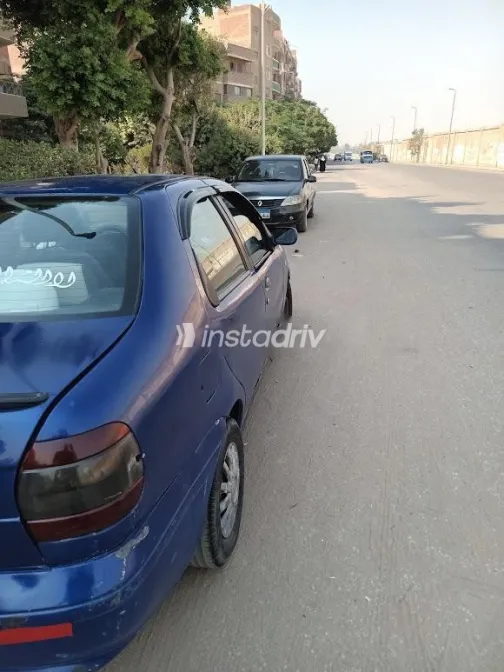 فيات سينا 2001 أزرق مستعملة للبيع - 8