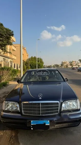 مرسيدس S 500 1996 أزرق غامق مستعملة للبيع