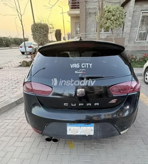 سيات ليون 2007 أسود مستعملة للبيع - 4