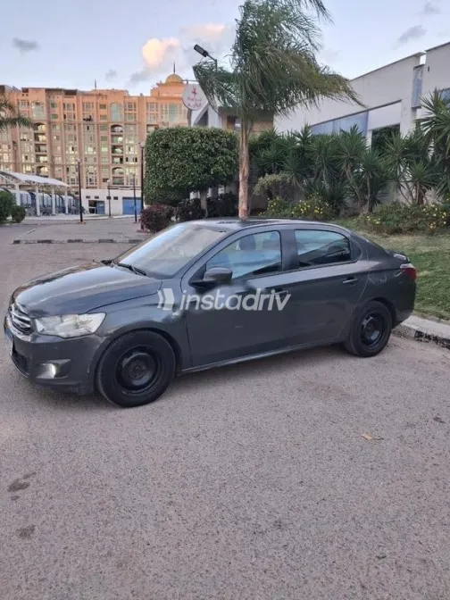 سكودا اوكتافيا A4 2006 ذهبي مستعملة للبيع - 6