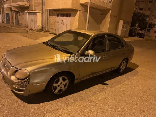 كيا شوما 1998 برونزي مستعملة للبيع - 2