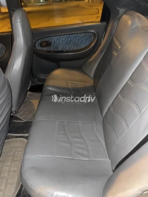 كيا شوما 1998 برونزي مستعملة للبيع - 7