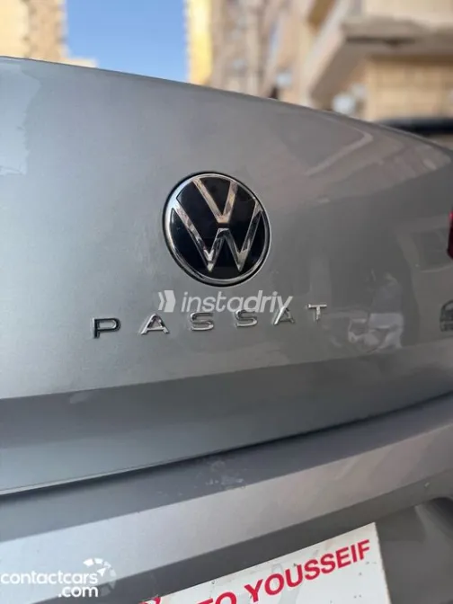 Volkswagen Passat 2022 White Used for Sale - 5