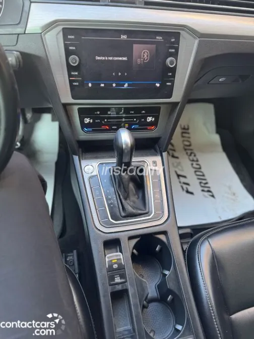 Volkswagen Passat 2022 White Used for Sale - 9