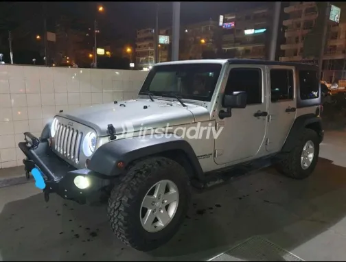 جيب رانجلر 2013 أبيض مستعملة للبيع - 4