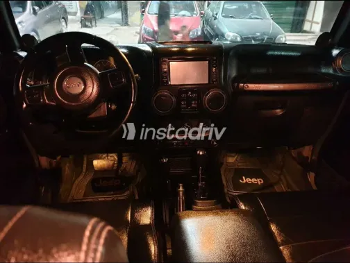 جيب رانجلر 2013 أبيض مستعملة للبيع - 6