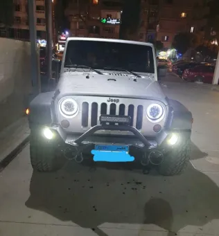 جيب رانجلر 2013 أبيض مستعملة للبيع