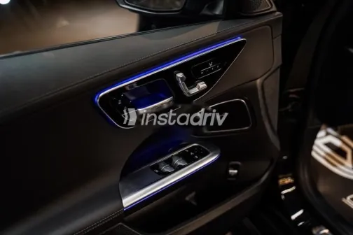 مرسيدس C 180 2025 أسود مستعملة للبيع - 7