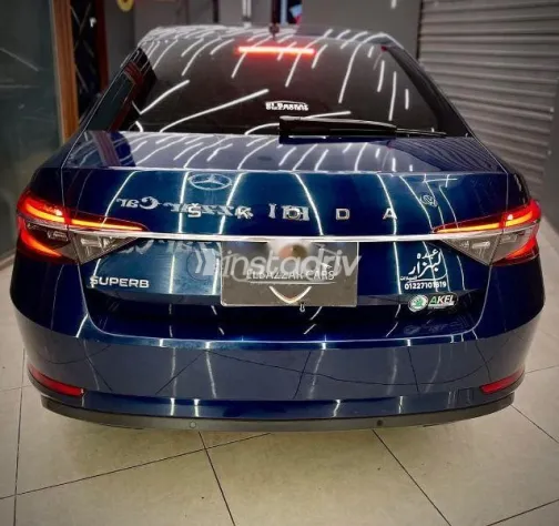 سكودا سوبيرب 2022 أزرق غامق مستعملة للبيع - 5