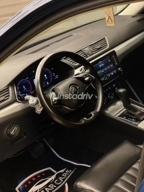 سكودا سوبيرب 2022 أزرق غامق مستعملة للبيع - 9