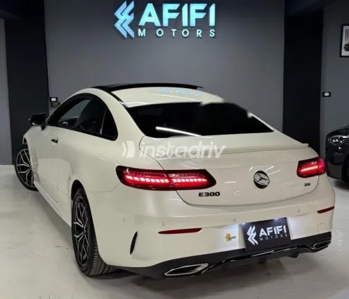 مرسيدس E 200 2021 أبيض مستعملة للبيع - 3