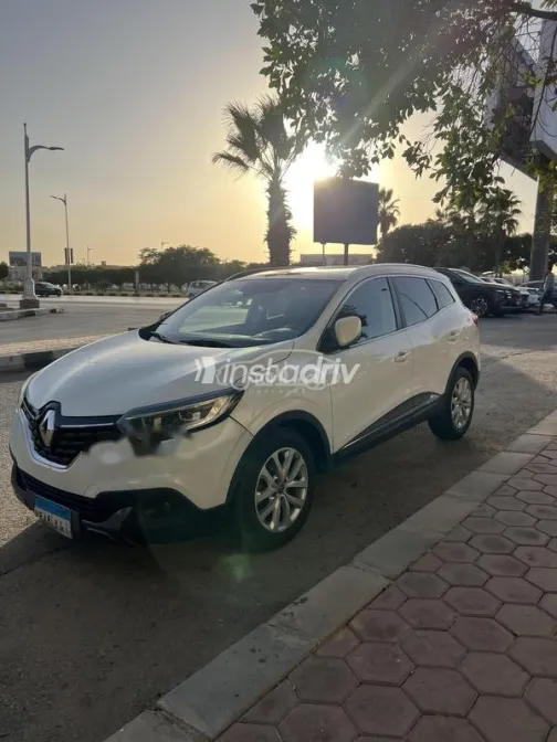 Renault Kadjar 2017 White Used for Sale - 3
