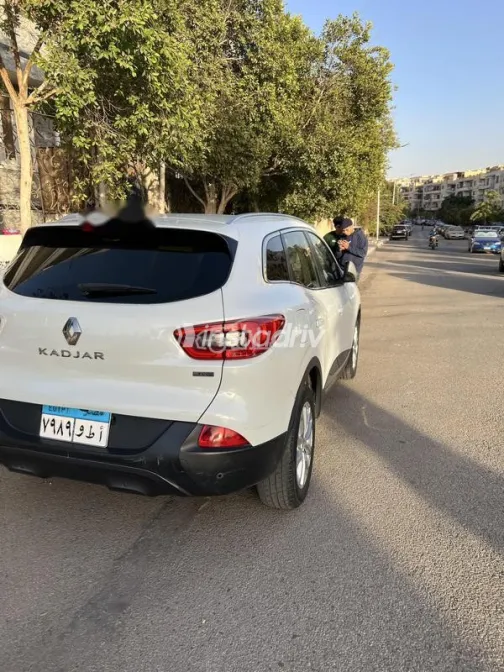 Renault Kadjar 2017 White Used for Sale - 6