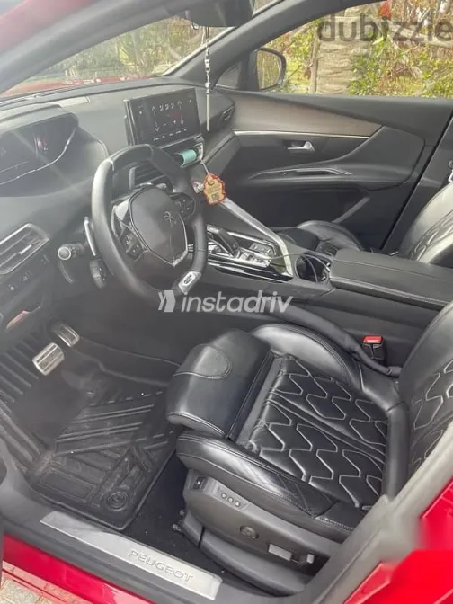 بيجو 3008 2022 أحمر مستعملة للبيع - 3