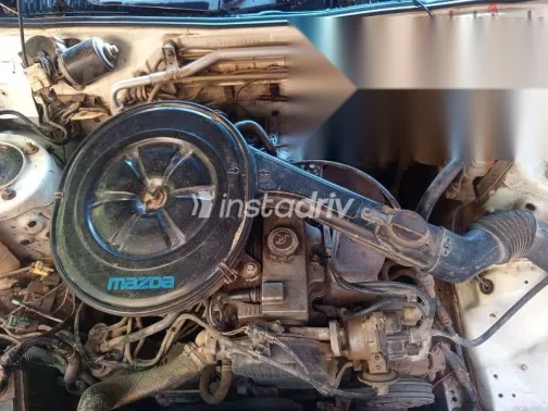 مازدا 929 1990 أبيض مستعملة للبيع - 7