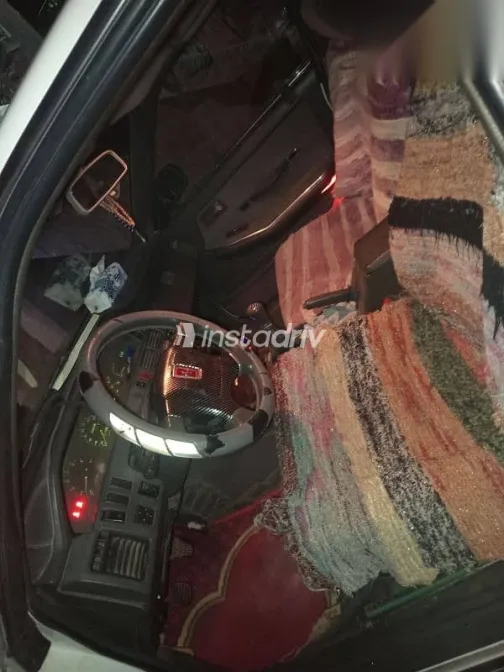 مازدا 929 1990 أبيض مستعملة للبيع - 10