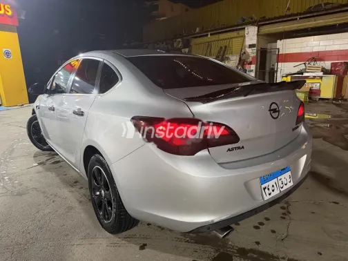 Opel Astra 2020 White Used for Sale - 1