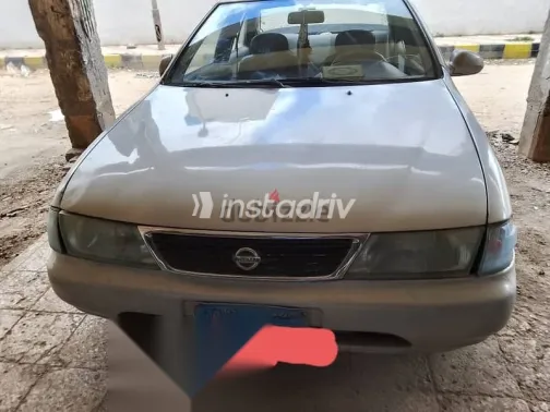 نيسان صنى 1995 رمادي مستعملة للبيع - 2