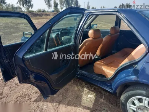 بيجو 405 1990 أزرق غامق مستعملة للبيع - 6