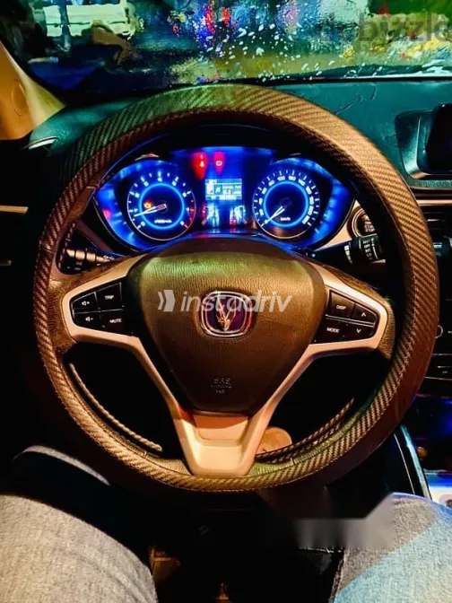 Changan V7 2017 Red Used for Sale - 3