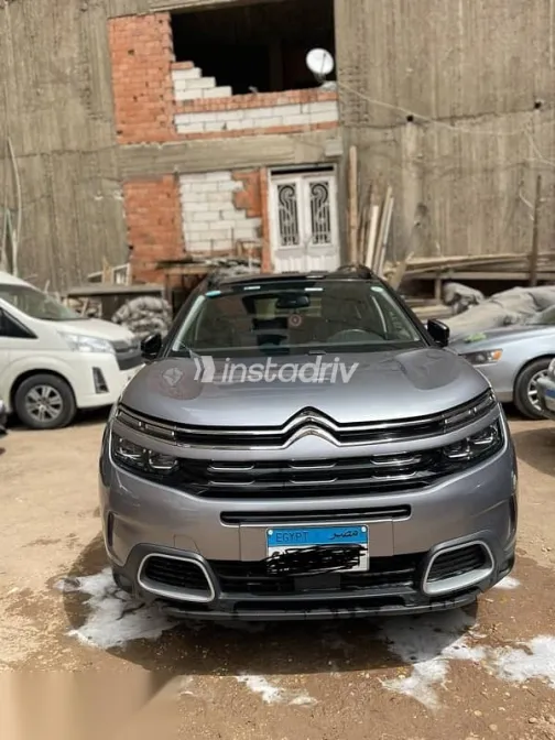 سيتروين C5 2021 فضي مستعملة للبيع - 1